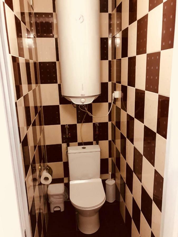 Classic Apartment Boryspilʼ Esterno foto